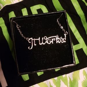 It works Necklace